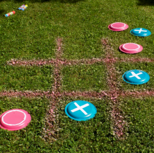 Tic-tac-toe outdoors